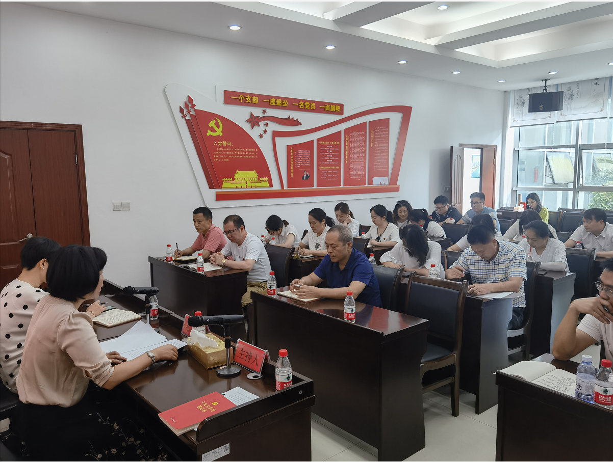 访企业、讲党课、办实事---机关五支部开展“学史力行”主题党日活动2